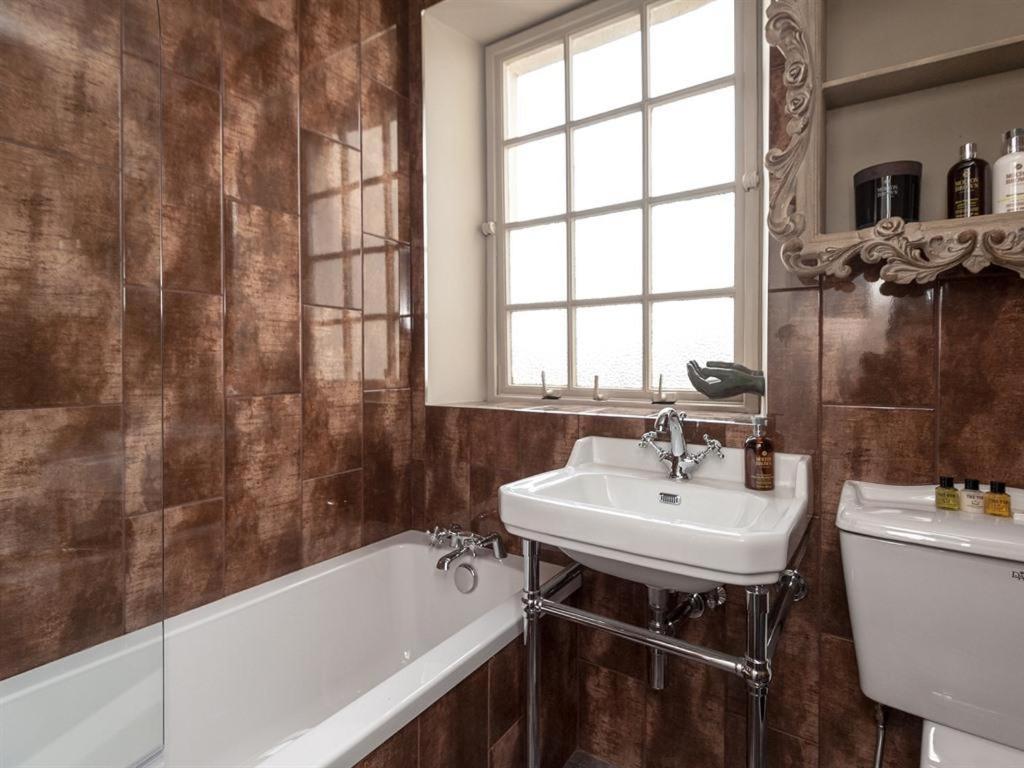 Canongate Luxury Homestay Edinburgh Exteriér fotografie